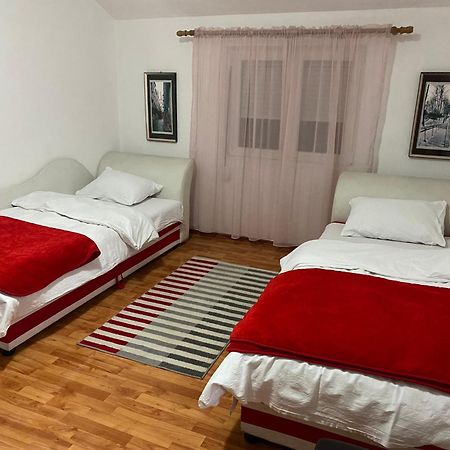 Apartmani Breze Podgorica Luaran gambar